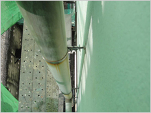 外壁塗装リフォーム・シール工事：大田区　排水管のバンド変更
